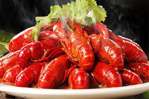 小龍蝦為什么要放啤酒 小龍蝦放啤酒的作用 小龍蝦為什么要放啤酒 小龍蝦放啤酒的作用