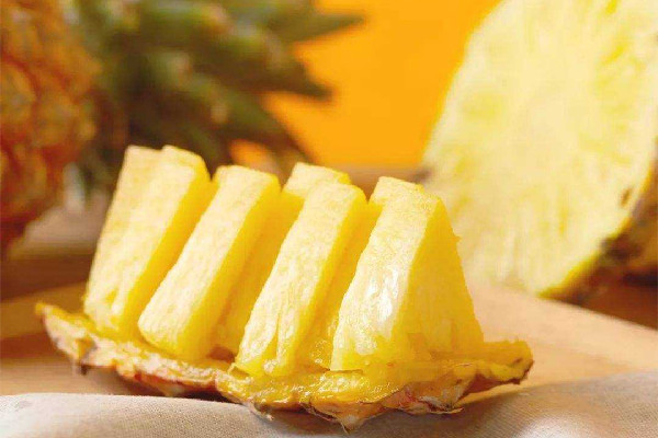 菠蘿會(huì)引起宮縮嗎 菠蘿對孕婦有什么影響 菠蘿會(huì)引起宮縮嗎 菠蘿對孕婦有什么影響