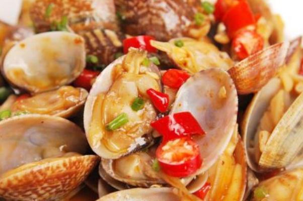 花甲要泡多久才干凈 花甲要用鹽水泡嗎 花甲要泡多久才干凈 花甲要用鹽水泡嗎