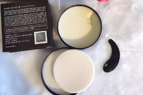 豬油膏用在化妝的哪個步驟 豬油膏用在防曬前還是后 豬油膏用在化妝的哪個步驟 豬油膏用在防曬前還是后