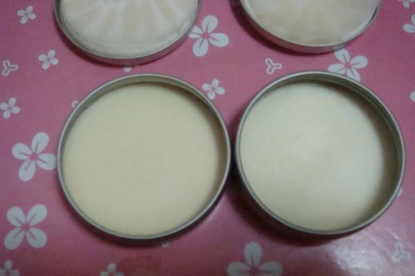 豬油膏用在化妝的哪個步驟 豬油膏用在防曬前還是后 豬油膏用在化妝的哪個步驟 豬油膏用在防曬前還是后