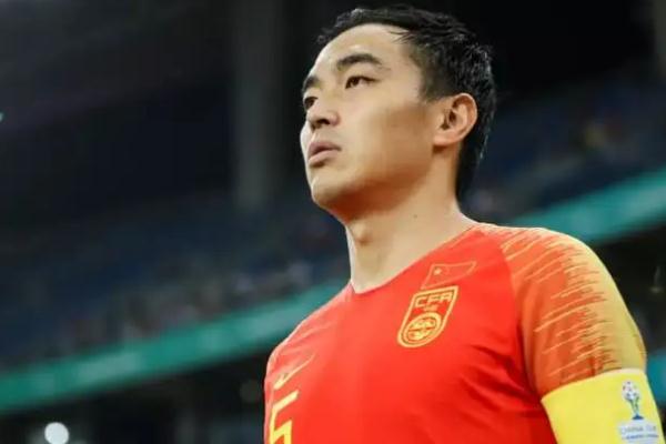 國足前隊長馮瀟霆深夜發(fā)長文 足球隊隊長的責任 國足前隊長馮瀟霆深夜發(fā)長文 足球隊隊長的責任