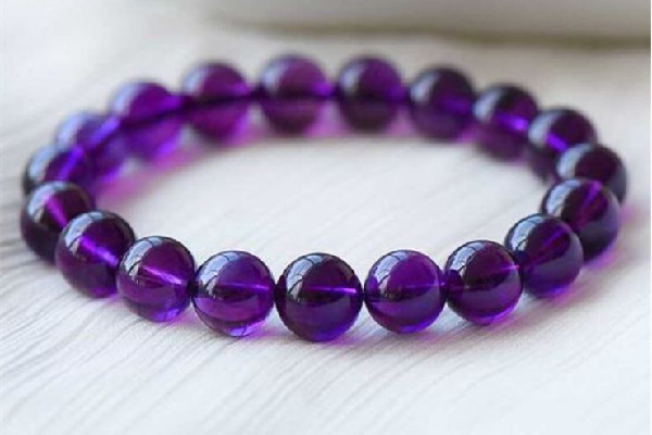 紫水晶長期佩戴有什么變化 紫水晶會(huì)越戴越紫嗎