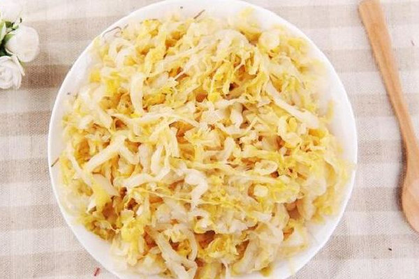 酸菜要腌多長時(shí)間能吃 酸菜腌制時(shí)間長能吃嗎 酸菜要腌多長時(shí)間能吃 酸菜腌制時(shí)間長能吃嗎