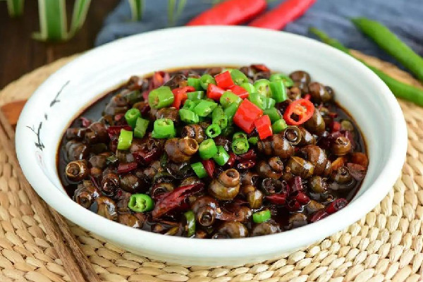 螺螄什么時(shí)候最好吃 螺螄是什么動(dòng)物 螺螄什么時(shí)候最好吃 螺螄是什么動(dòng)物