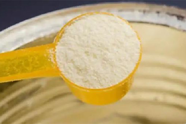 奶粉和牛奶哪個(gè)更好更有營養(yǎng) 奶粉的主要成分有哪些 奶粉和牛奶哪個(gè)更好更有營養(yǎng) 奶粉的主要成分有哪些