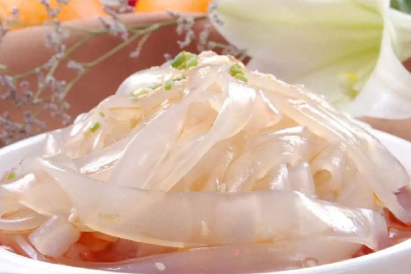 涼皮用什么調料最好吃 涼皮油辣子的正宗做法 涼皮用什么調料最好吃 涼皮油辣子的正宗做法