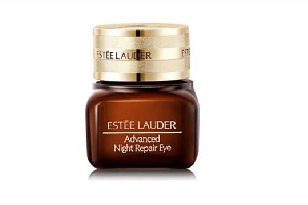 雅詩蘭黛小棕瓶眼霜可以去黑眼圈嗎 雅詩蘭黛小棕瓶眼霜的正確使用方法 雅詩蘭黛小棕瓶眼霜可以去黑眼圈嗎 雅詩蘭黛小棕瓶眼霜的正確使用方法