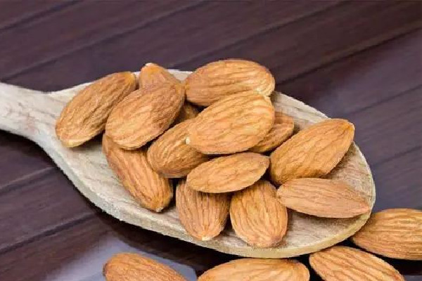 苦杏仁要煮多長時(shí)間 苦杏仁可以炒熟直接吃嗎 苦杏仁要煮多長時(shí)間 苦杏仁可以炒熟直接吃嗎