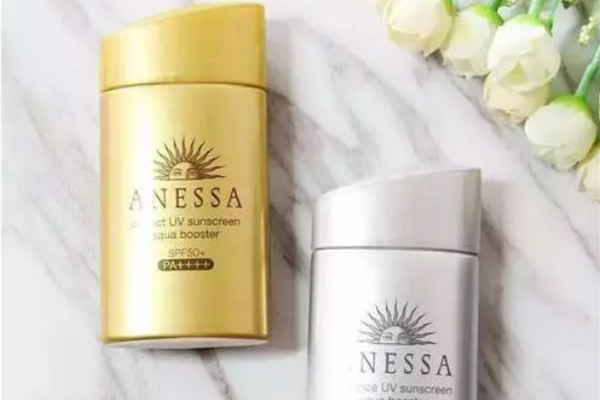 防曬霜買什么樣的好 防曬霜買物理防曬還是化學防曬好 防曬霜買什么樣的好 防曬霜買物理防曬還是化學防曬好