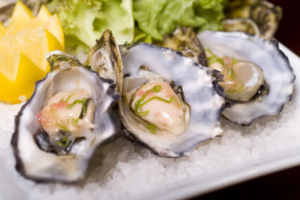 生蠔是開水蒸還是冷水蒸 生蠔蒸多長時間最好吃 生蠔是開水蒸還是冷水蒸 生蠔蒸多長時間最好吃