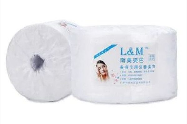 洗臉巾放時間長了還能用嗎 洗臉巾的保質(zhì)期是多長時間 洗臉巾放時間長了還能用嗎 洗臉巾的保質(zhì)期是多長時間