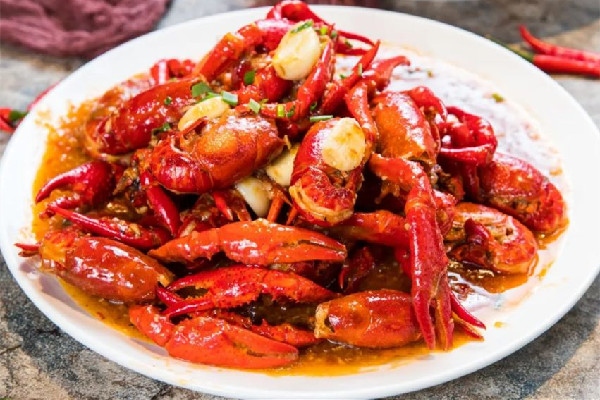 油燜大蝦是哪里的菜 油燜大蝦是什么口味的 油燜大蝦是哪里的菜 油燜大蝦是什么口味的