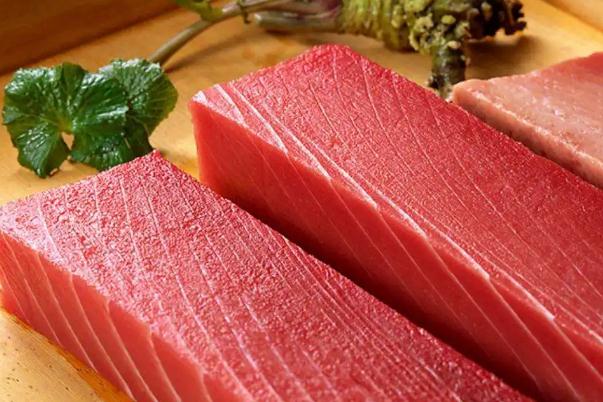 金槍魚(yú)的營(yíng)養(yǎng)價(jià)值及功效 金槍魚(yú)價(jià)格現(xiàn)在多少錢一斤 金槍魚(yú)的營(yíng)養(yǎng)價(jià)值及功效 金槍魚(yú)價(jià)格現(xiàn)在多少錢一斤