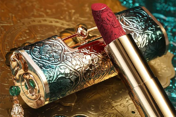 花西子口紅推薦色號 花西子口紅是純天然的嗎 花西子口紅推薦色號 花西子口紅是純天然的嗎