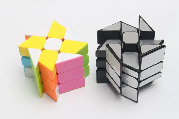 魔方可以培養(yǎng)孩子什么能力 魔方孩子有沒有必要學(xué) 魔方可以培養(yǎng)孩子什么能力 魔方孩子有沒有必要學(xué)