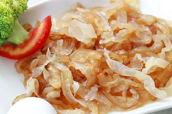 海蜇要泡多久才能吃 海蜇泡時(shí)間長有毒嗎