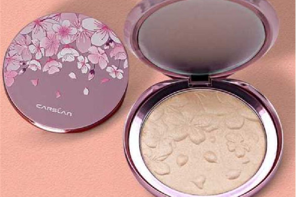 高光粉餅買(mǎi)白色還是香檳色 高光粉餅買(mǎi)什么顏色好