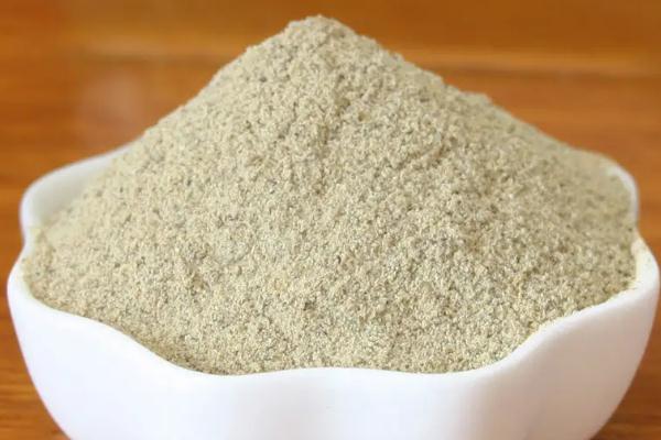 胡椒粉和白胡椒粉有區(qū)別嗎 胡椒粉吃多了對身體有什么影響 胡椒粉和白胡椒粉有區(qū)別嗎 胡椒粉吃多了對身體有什么影響