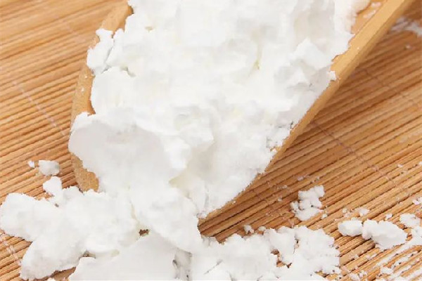 淀粉勾芡用涼水還是熱水 淀粉勾芡怎么做 淀粉勾芡用涼水還是熱水 淀粉勾芡怎么做