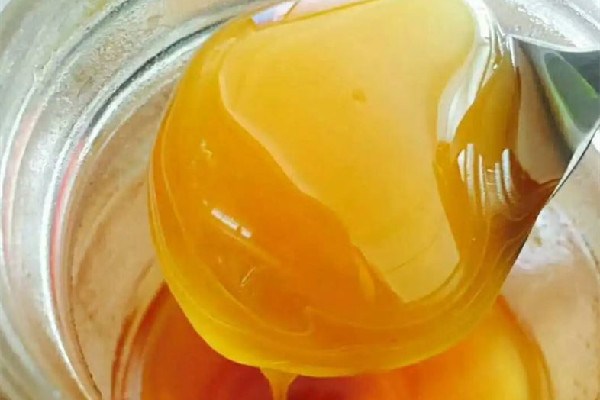土蜂蜜價格一般多少錢一斤 土蜂蜜怎么分辨真假 土蜂蜜價格一般多少錢一斤 土蜂蜜怎么分辨真假