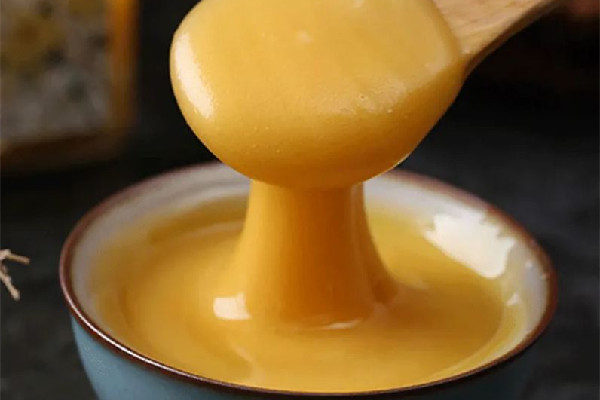 土蜂蜜價格一般多少錢一斤 土蜂蜜怎么分辨真假 土蜂蜜價格一般多少錢一斤 土蜂蜜怎么分辨真假