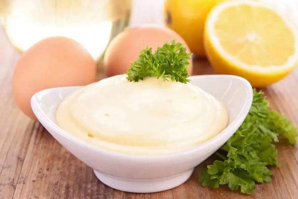 蛋黃醬要冷藏嗎 蛋黃醬制作原理 蛋黃醬要冷藏嗎 蛋黃醬制作原理