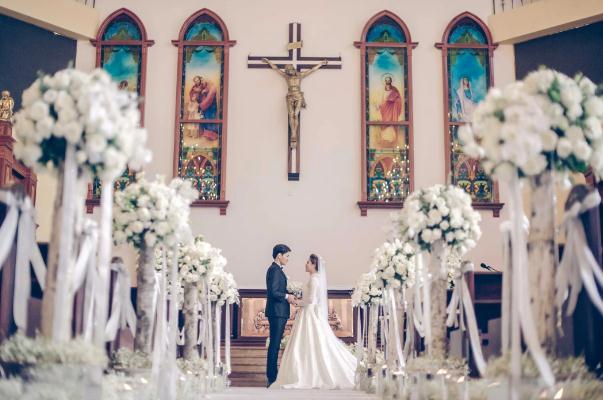 結(jié)婚伴娘是男方找還是女方找 結(jié)婚伴娘是自己化妝嗎 結(jié)婚伴娘是男方找還是女方找 結(jié)婚伴娘是自己化妝嗎