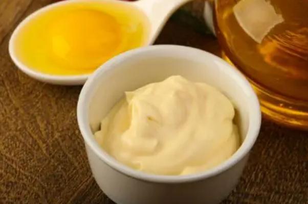 蛋黃醬要冷藏嗎 蛋黃醬制作原理 蛋黃醬要冷藏嗎 蛋黃醬制作原理