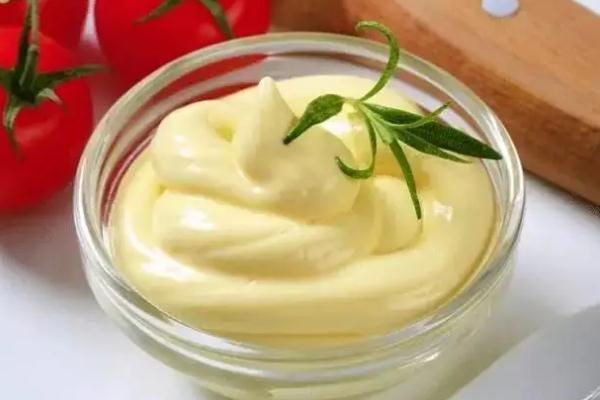 蛋黃醬的功效與作用 蛋黃醬孕婦可以吃嗎 蛋黃醬的功效與作用 蛋黃醬孕婦可以吃嗎