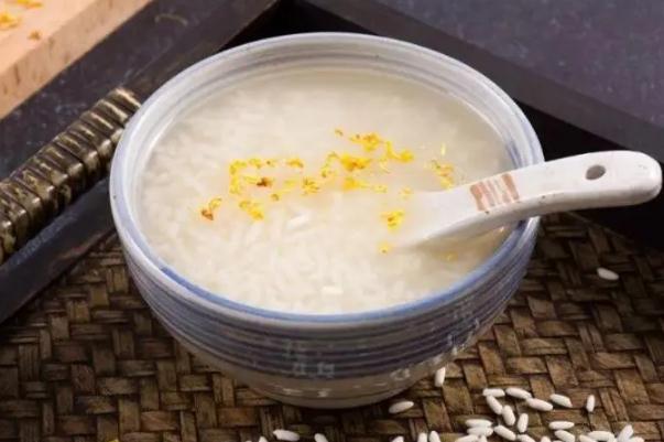 米酒發(fā)酵溫度與時(shí)間 米酒保質(zhì)期多長時(shí)間 米酒發(fā)酵溫度與時(shí)間 米酒保質(zhì)期多長時(shí)間