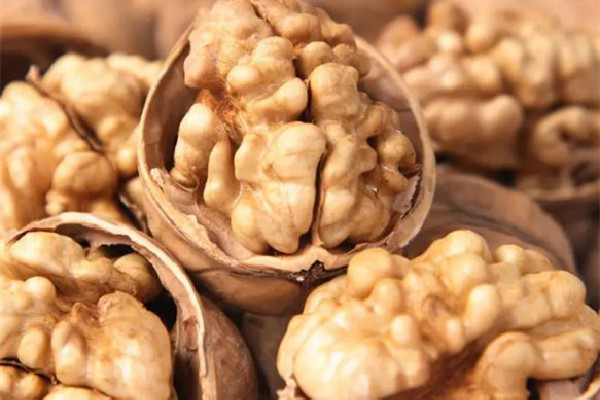 紙皮核桃產(chǎn)地哪里最好 紙皮核桃買什么樣的好 紙皮核桃產(chǎn)地哪里最好 紙皮核桃買什么樣的好