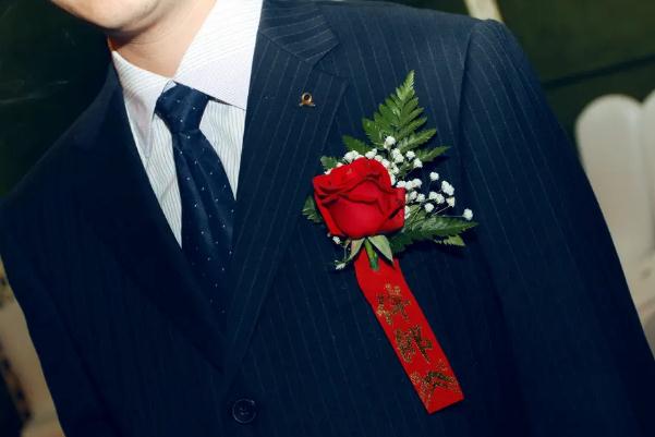 伴郎會收到紅包嗎 做伴郎沒收到紅包正常嗎 伴郎會收到紅包嗎 做伴郎沒收到紅包正常嗎