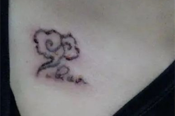 洗紋身會(huì)不會(huì)很疼 洗紋身什么感覺(jué) 洗紋身會(huì)不會(huì)很疼 洗紋身什么感覺(jué)