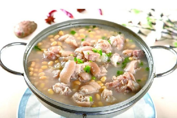 黃豆燉豬蹄的做法 黃豆燉豬蹄的功效和作用 黃豆燉豬蹄的做法 黃豆燉豬蹄的功效和作用