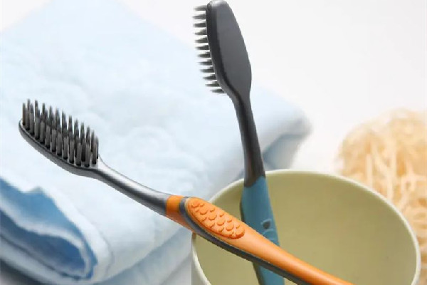 牙刷多久換一次最好 牙刷買什么樣的好 牙刷多久換一次最好 牙刷買什么樣的好