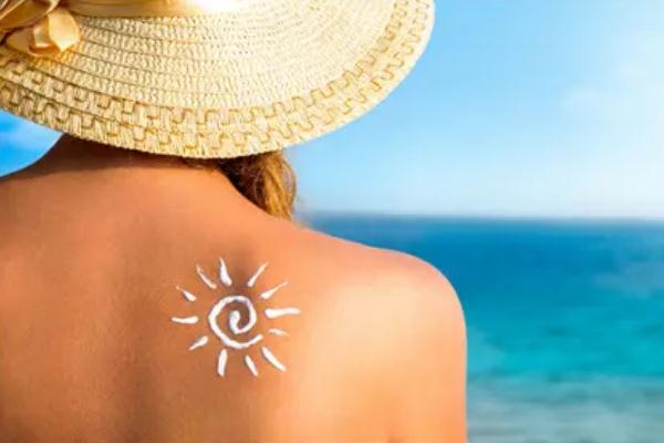 皮膚曬傷發(fā)紅怎么修復 皮膚曬傷怎么處理最好 皮膚曬傷發(fā)紅怎么修復 皮膚曬傷怎么處理最好