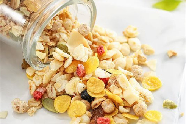 麥片怎么做好吃 麥片和什么搭配好吃