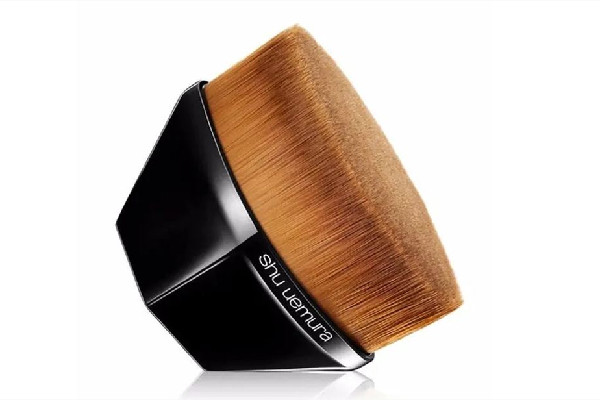 植村秀粉底刷真的好用嗎 植村秀粉底刷的正確使用方法 植村秀粉底刷真的好用嗎 植村秀粉底刷的正確使用方法