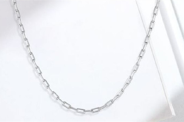 鉑金項鏈配玉吊墜好看嗎 鉑金項鏈配黃金吊墜好看嗎 鉑金項鏈配玉吊墜好看嗎 鉑金項鏈配黃金吊墜好看嗎