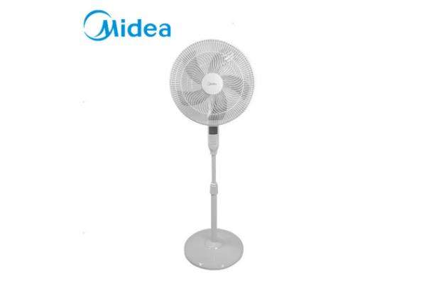 電風扇可以連續(xù)工作多少個小時 電風扇可以用水沖洗嗎