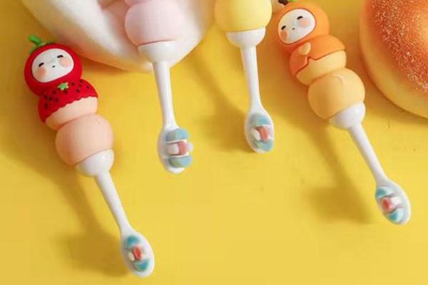 兒童牙刷對牙齒好嗎 適合嬰幼兒使用的牙刷應(yīng)是什么 兒童牙刷對牙齒好嗎 適合嬰幼兒使用的牙刷應(yīng)是什么