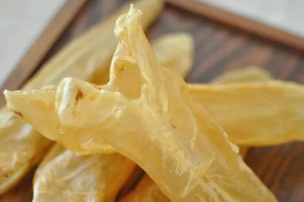 魚膠是熱性還是涼性的 魚膠是發(fā)物嗎 魚膠是熱性還是涼性的 魚膠是發(fā)物嗎