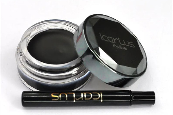 眼線膏畫(huà)內(nèi)眼線好嗎 眼線膏的使用方法