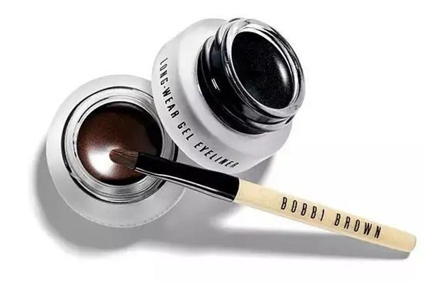 眼線膏用棕色還是黑色 眼線膏什么顏色好看 眼線膏用棕色還是黑色 眼線膏什么顏色好看