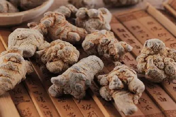 三七的功效與作用 三七對高血壓有沒有治療作用 三七的功效與作用 三七對高血壓有沒有治療作用