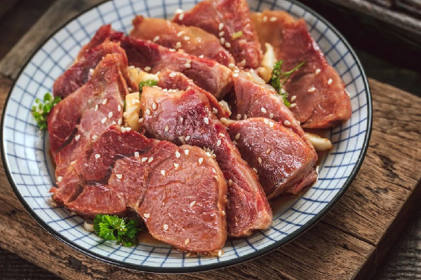 鹵牛肉會(huì)破壞蛋白質(zhì)嗎 鹵牛肉的湯可以煮面嗎 鹵牛肉會(huì)破壞蛋白質(zhì)嗎 鹵牛肉的湯可以煮面嗎