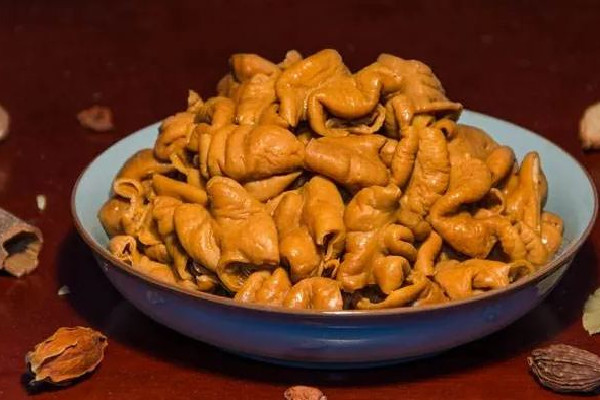 肥腸鹵好后需要用鹵水一直泡在這嗎 肥腸鹵出來(lái)還是臭臭的怎么辦 肥腸鹵好后需要用鹵水一直泡在這嗎 肥腸鹵出來(lái)還是臭臭的怎么辦