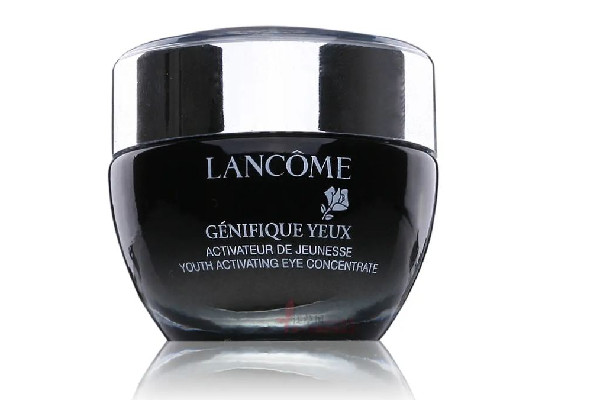 蘭蔻眼霜有酒精味正常嗎 蘭蔻眼霜是什么味道的 蘭蔻眼霜有酒精味正常嗎 蘭蔻眼霜是什么味道的