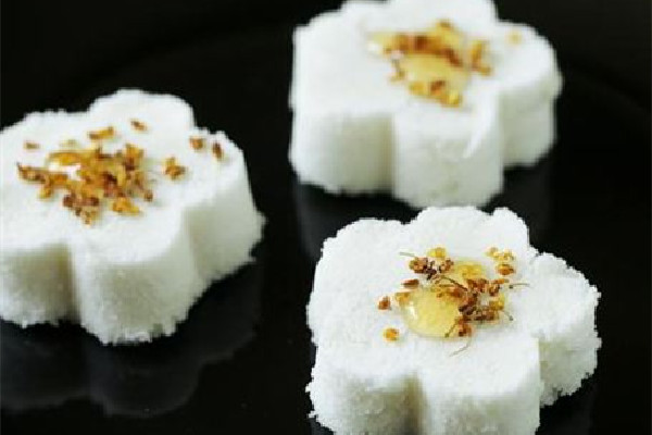 桂花糕蒸出來又硬又干怎么辦 桂花糕怎么做才好吃 桂花糕蒸出來又硬又干怎么辦 桂花糕怎么做才好吃